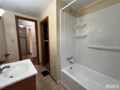1712 Gruber Avenue Fort Wayne IN 46809