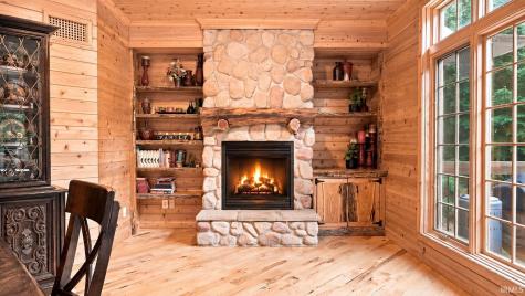 2710 Pleasant Creek Drive Yorktown IN 47396