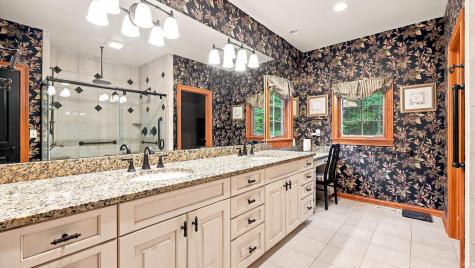 2710 Pleasant Creek Drive Yorktown IN 47396