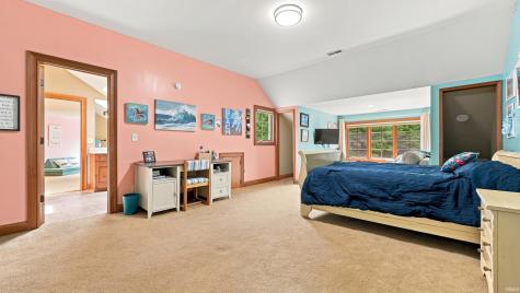 2710 Pleasant Creek Drive Yorktown IN 47396