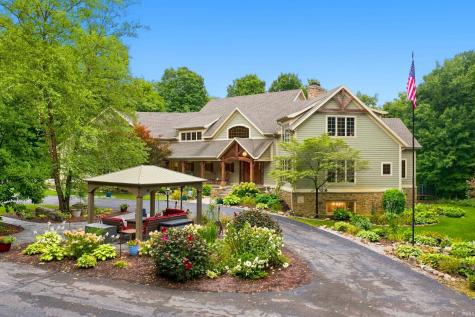 2710 Pleasant Creek Drive Yorktown IN 47396