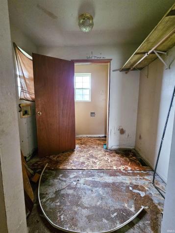 415 W 6th Street Bicknell IN 47512