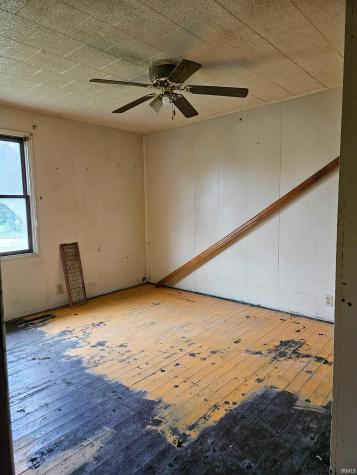 415 W 6th Street Bicknell IN 47512