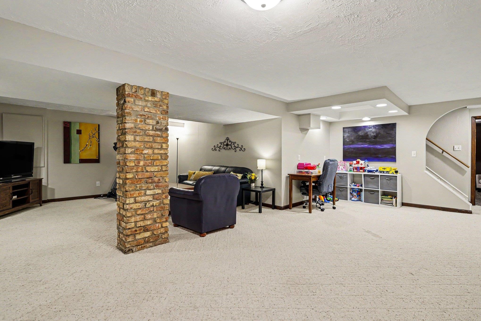 50625 Mohawk Drive Granger IN 46530