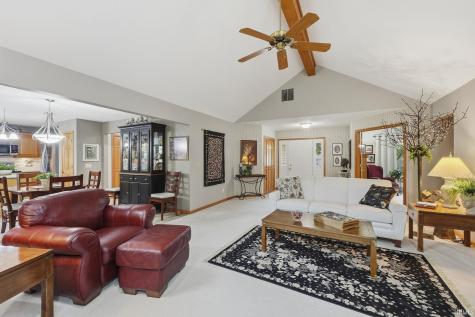 11812 Eagle Lake Court Fort Wayne IN 46814