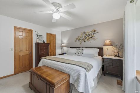 11812 Eagle Lake Court Fort Wayne IN 46814