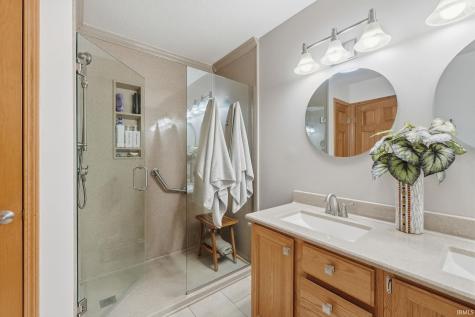 11812 Eagle Lake Court Fort Wayne IN 46814