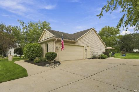 11812 Eagle Lake Court Fort Wayne IN 46814