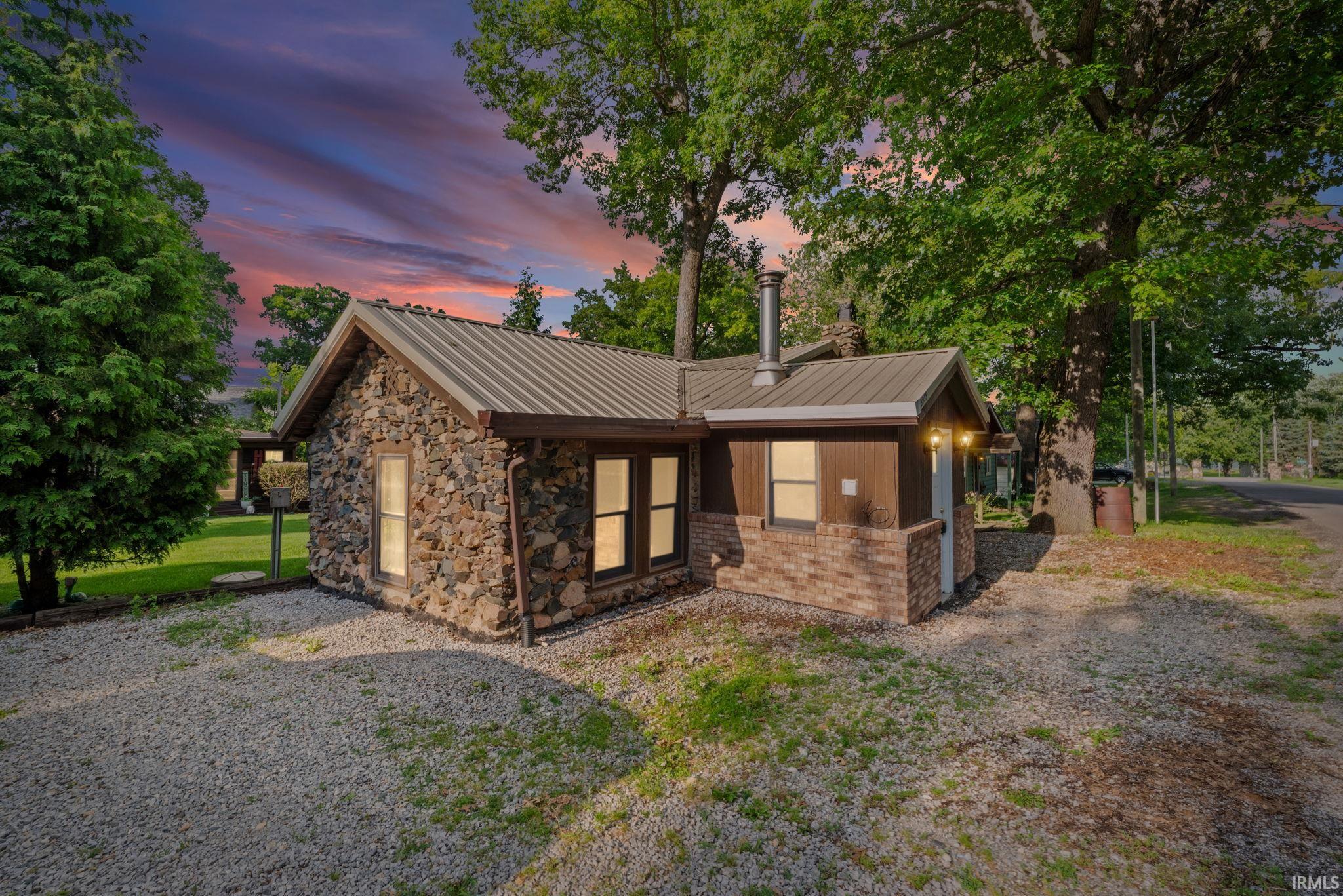 3935 E Parses Road Monticello IN 47960