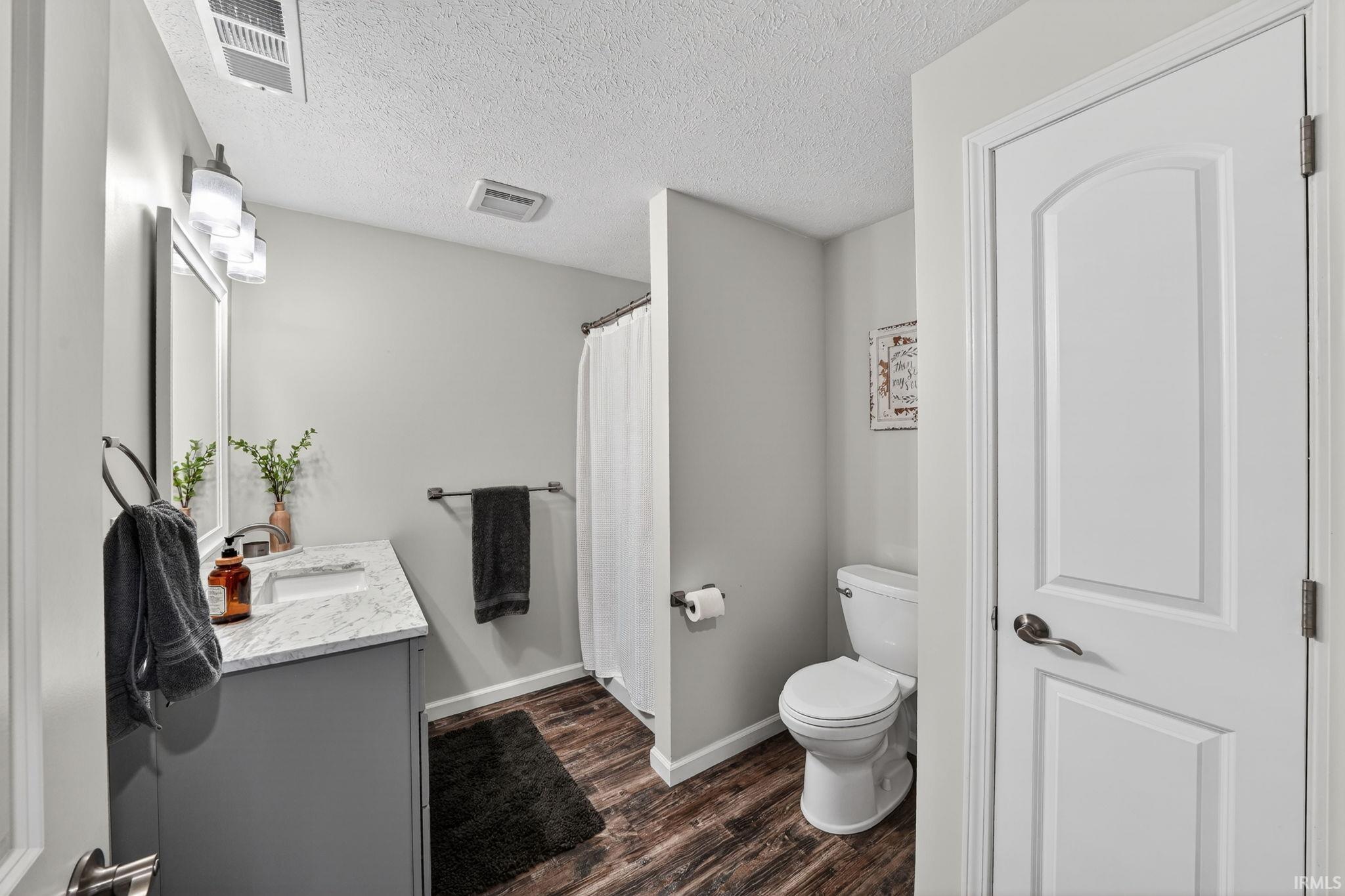 51352 New Colony Drive Granger IN 46530