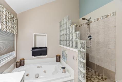 6815 Mapleton Drive Fort Wayne IN 46845