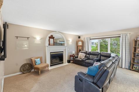 6815 Mapleton Drive Fort Wayne IN 46845