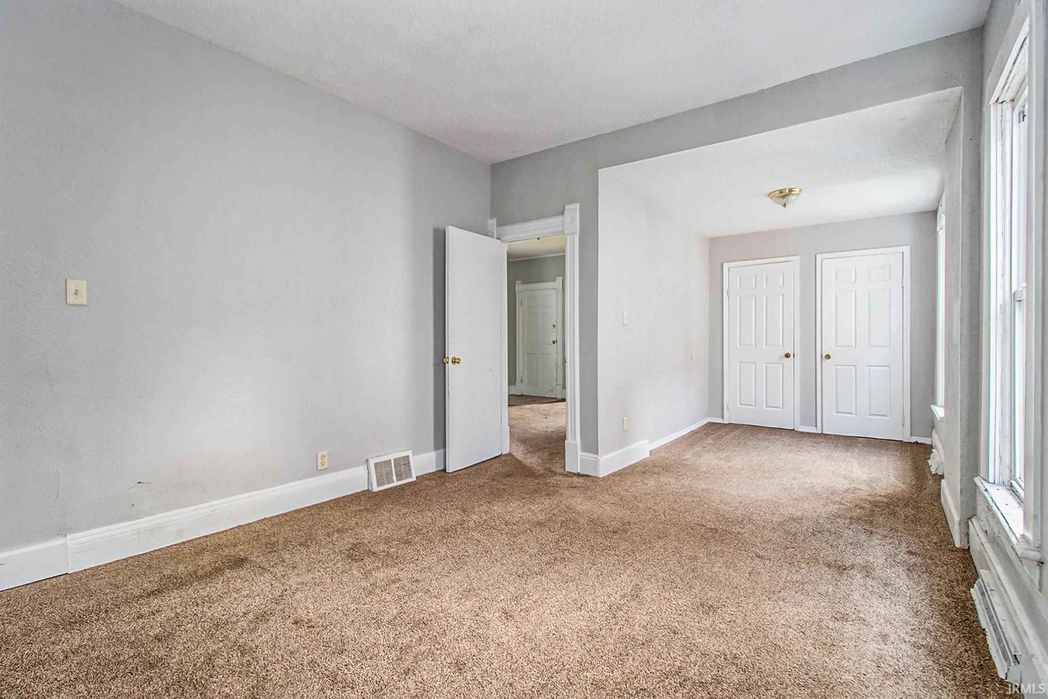 819 Pulaski Street South Bend IN 46619