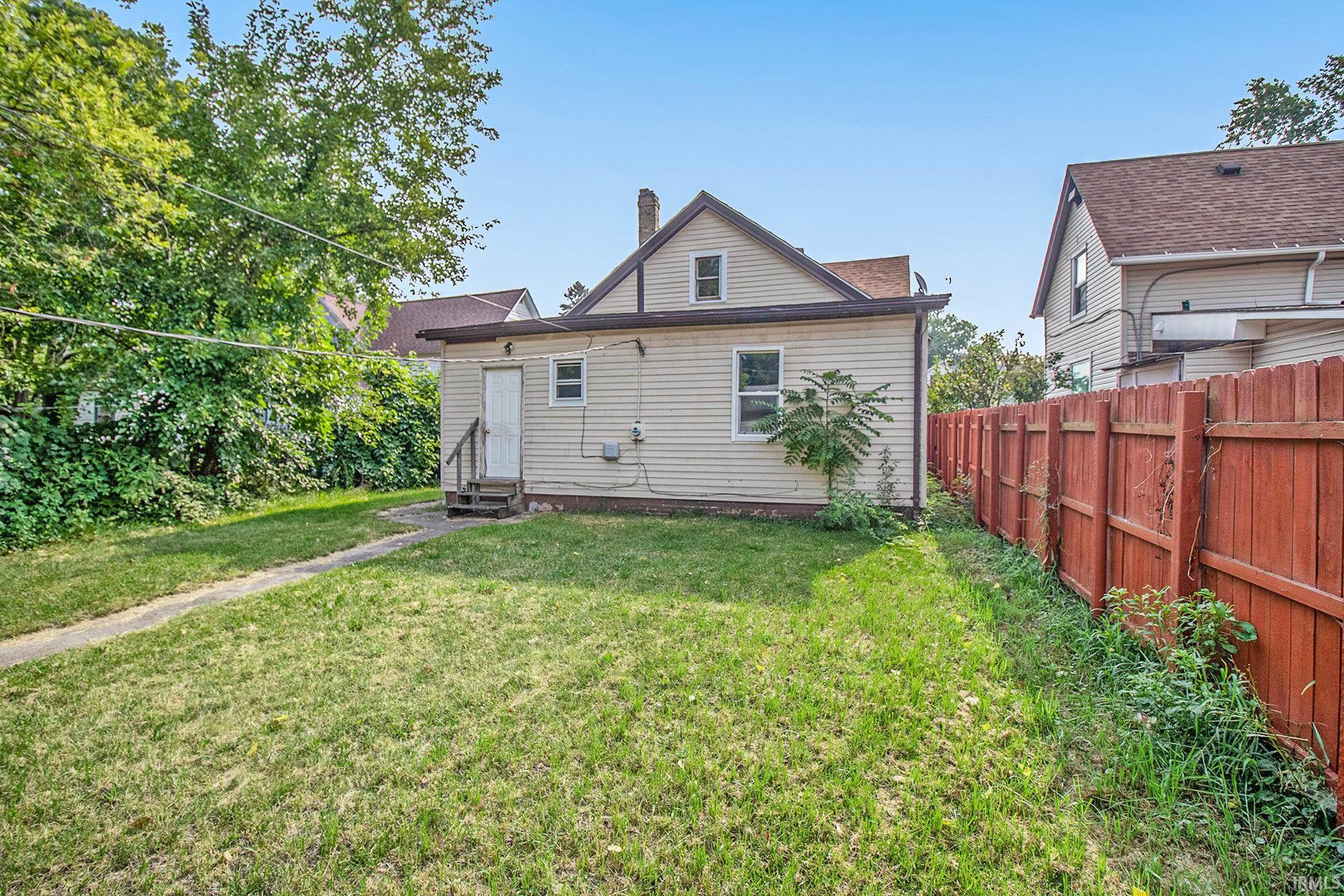 819 Pulaski Street South Bend IN 46619