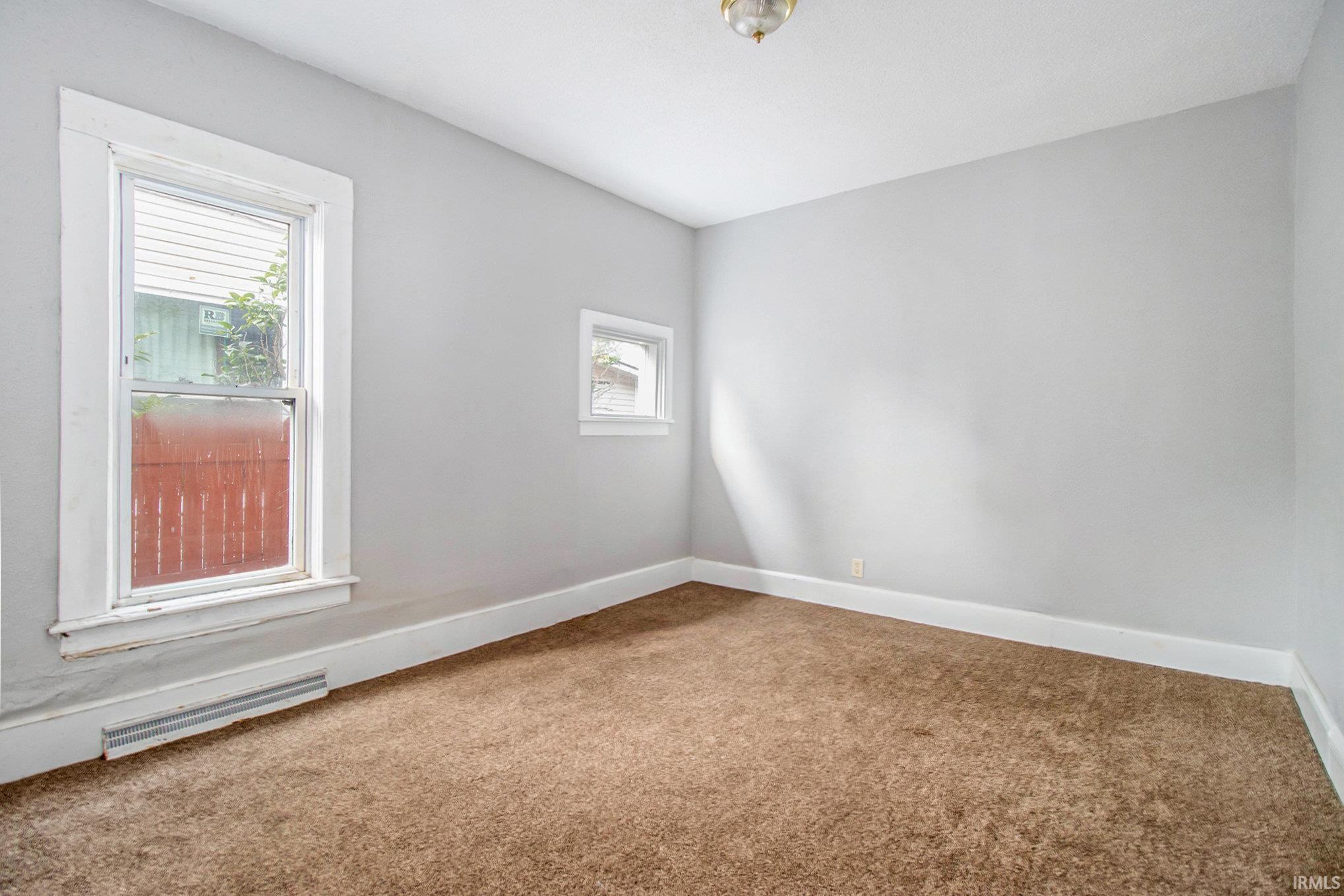 819 Pulaski Street South Bend IN 46619