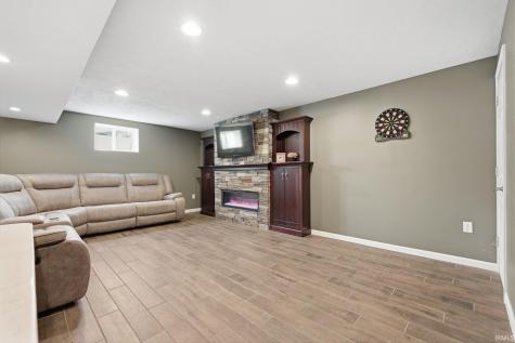 120 Lee Drive Sharpsville IN 46068