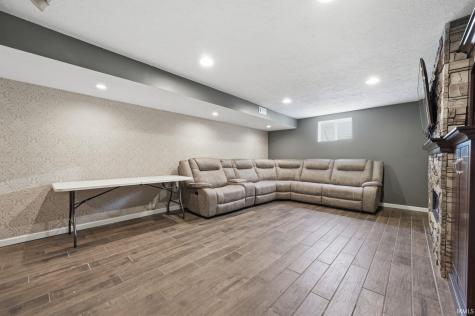 120 Lee Drive Sharpsville IN 46068