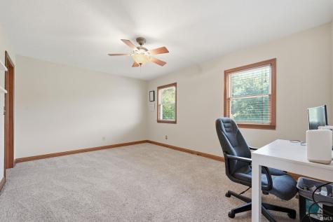 120 Lee Drive Sharpsville IN 46068