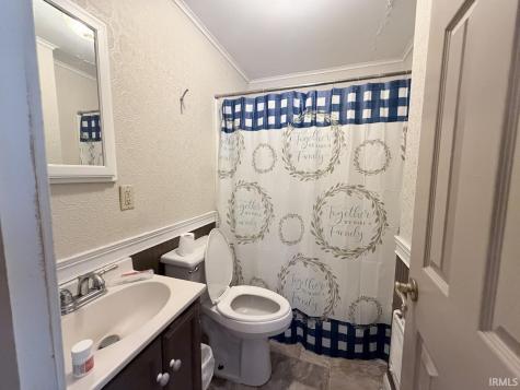 402 N High Street Hartford City IN 47348