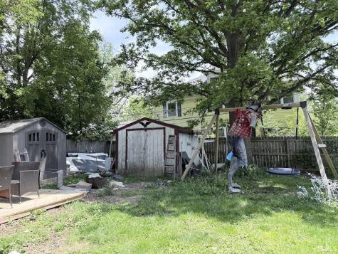 402 N High Street Hartford City IN 47348
