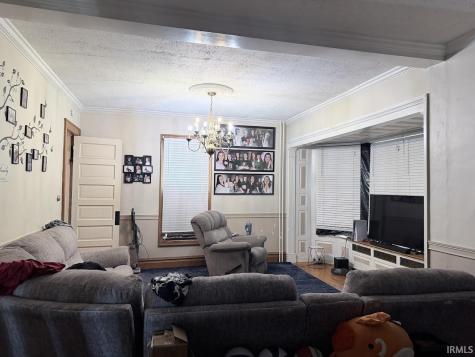 402 N High Street Hartford City IN 47348