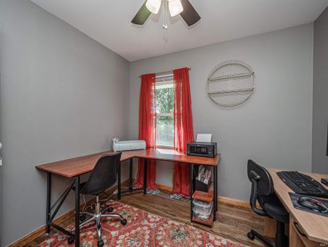 1013 Cross Gate Drive Evansville IN 47710