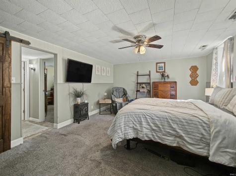 1013 Cross Gate Drive Evansville IN 47710