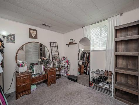 1013 Cross Gate Drive Evansville IN 47710