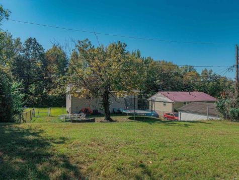 1013 Cross Gate Drive Evansville IN 47710