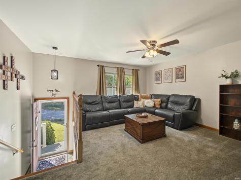 1013 Cross Gate Drive Evansville IN 47710