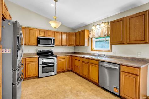 305 Candlelight Lane Oolitic IN 47451