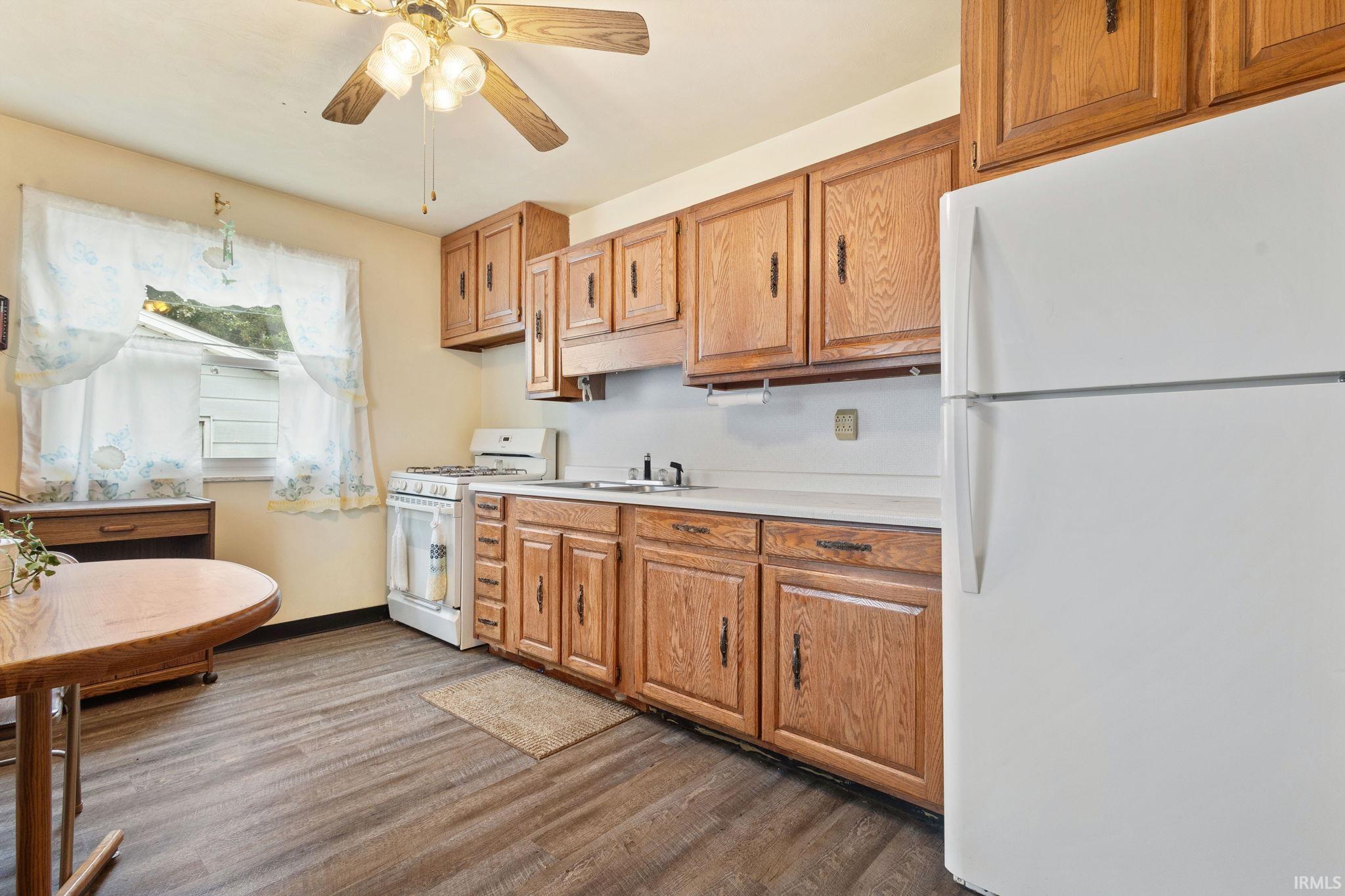 412 E Edgar Avenue Mishawaka IN 46545