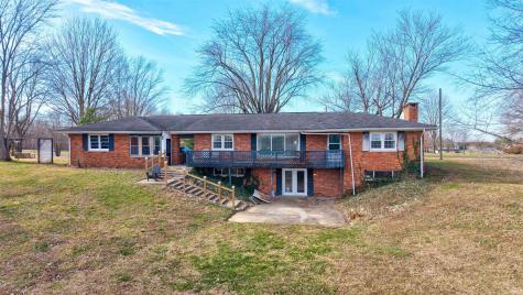 1235 Timber Ridge Drive Huntingburg IN 47542