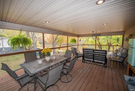 11511 W Tecumseh Bend Road Brookston IN 47923