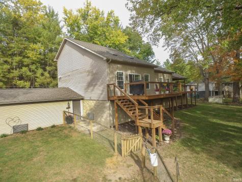 11511 W Tecumseh Bend Road Brookston IN 47923