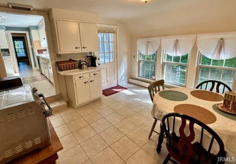 10306 Browning Road Evansville IN 47725