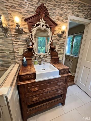 10306 Browning Road Evansville IN 47725