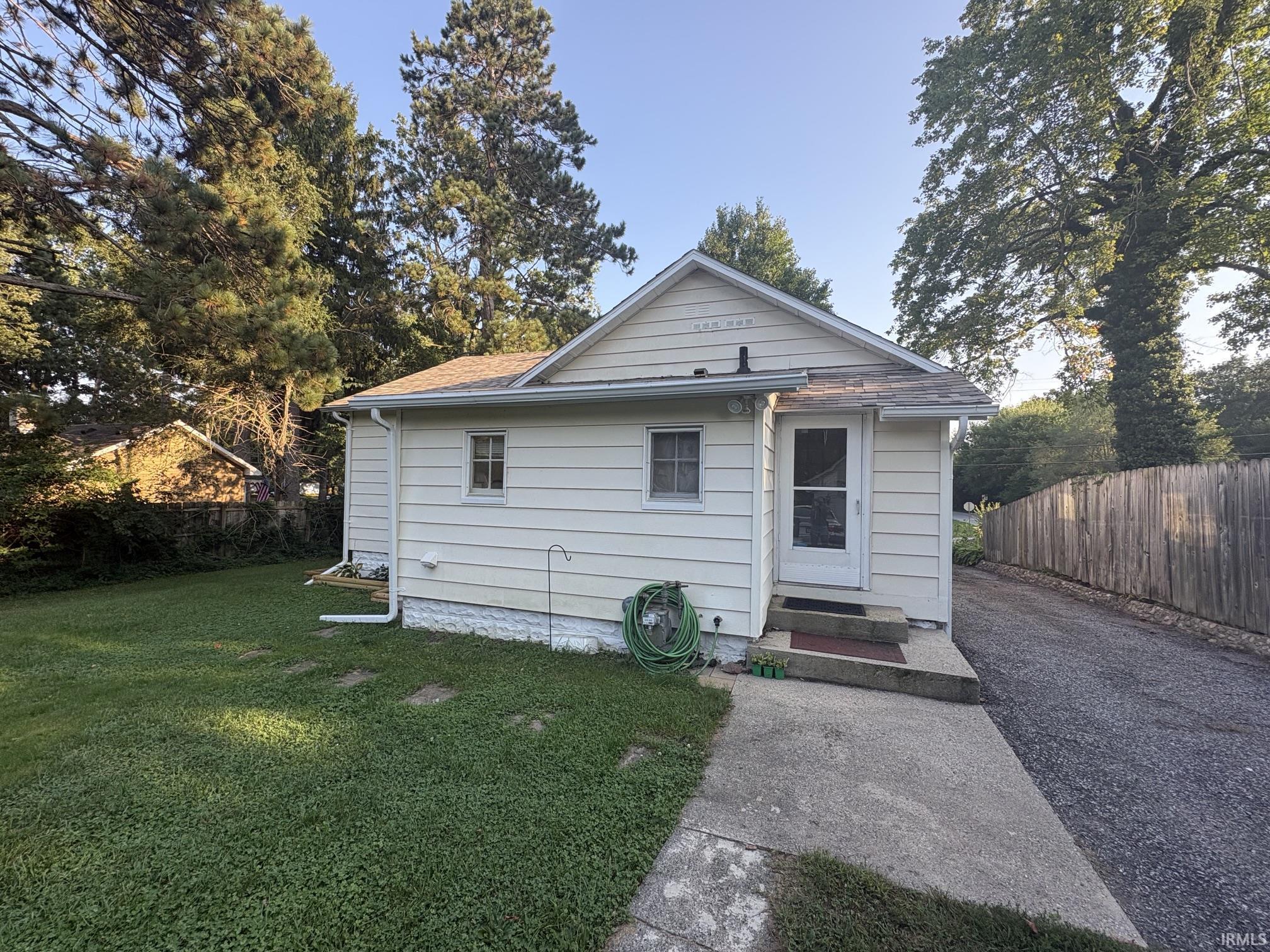 20173 Brick Road South Bend IN 46637