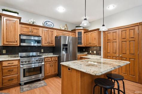 7510 Cinereal Court Roanoke IN 46783