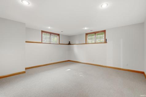 7510 Cinereal Court Roanoke IN 46783