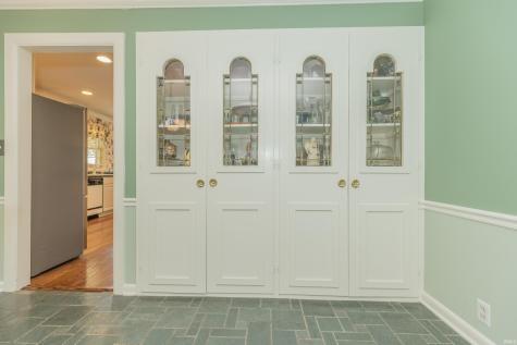 506 S Saint James Boulevard Evansville IN 47714