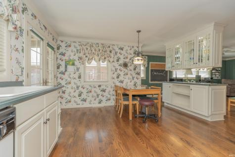506 S Saint James Boulevard Evansville IN 47714