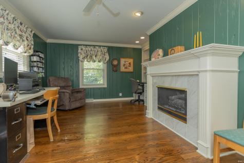 506 S Saint James Boulevard Evansville IN 47714