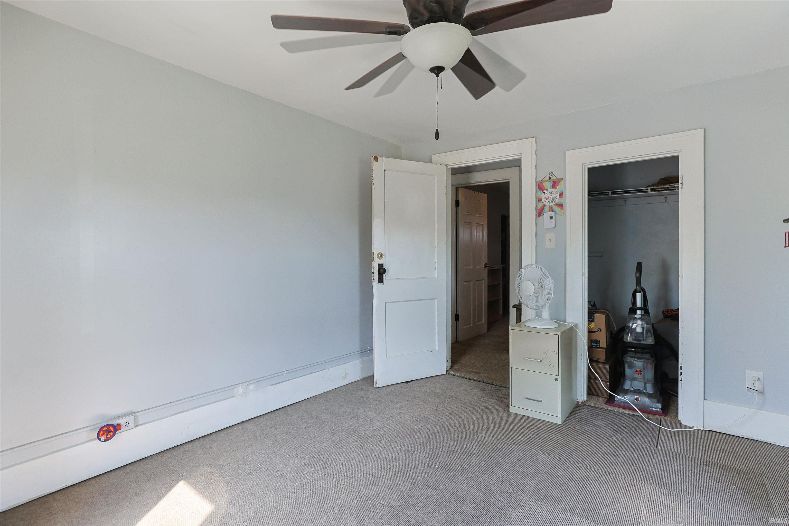946 S 27th Street South Bend IN 46615