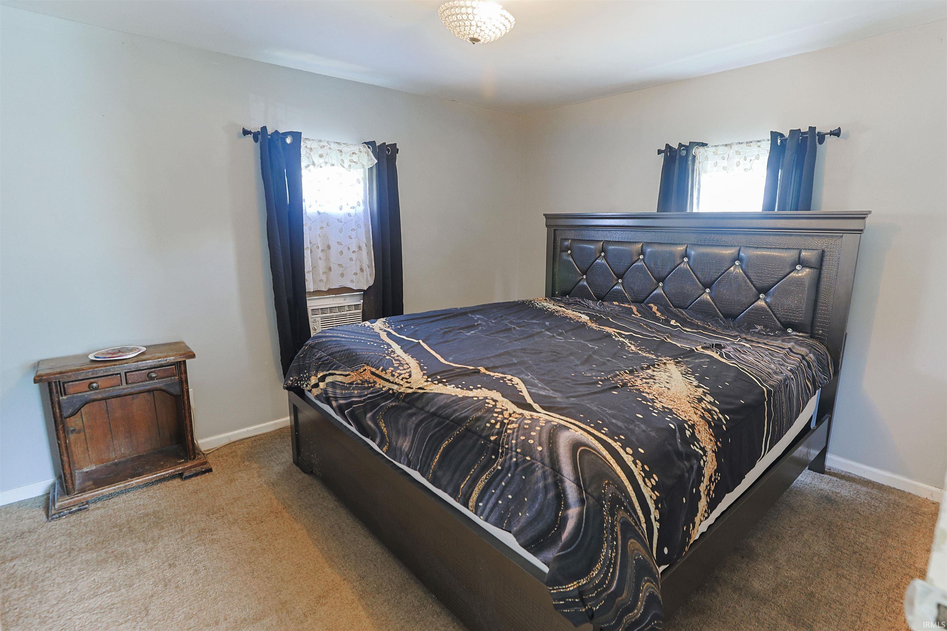 946 S 27th Street South Bend IN 46615