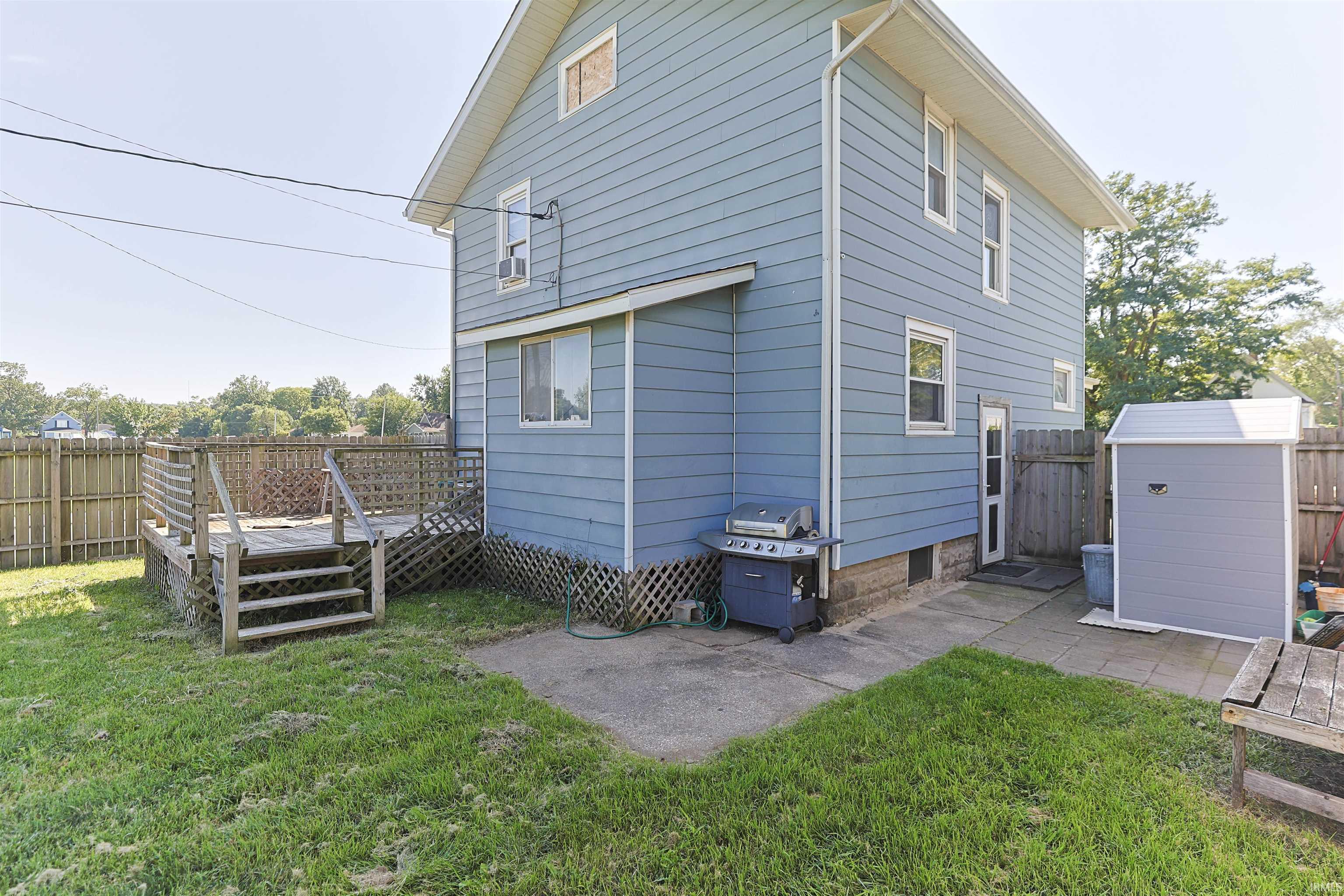 946 S 27th Street South Bend IN 46615