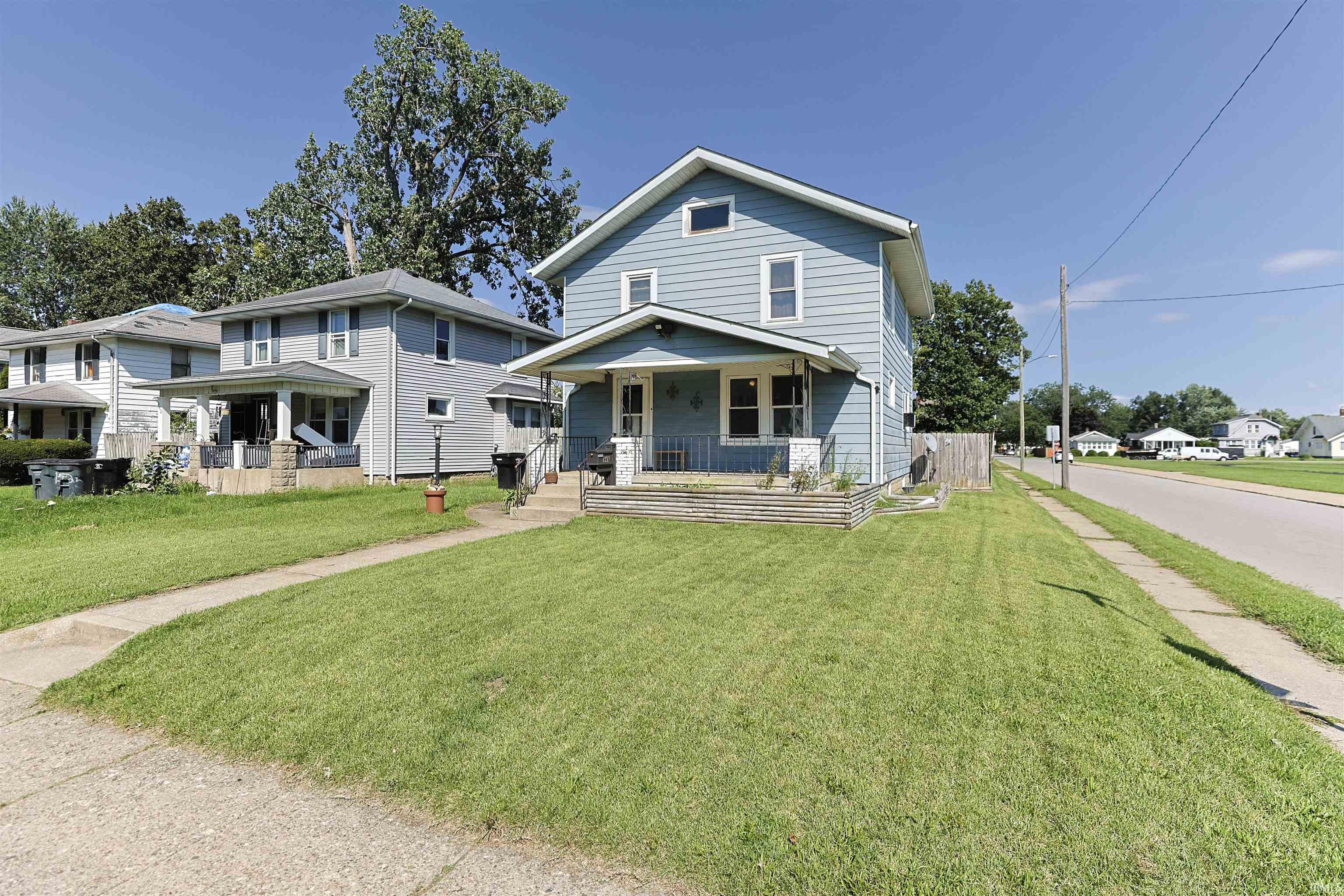 946 S 27th Street South Bend IN 46615