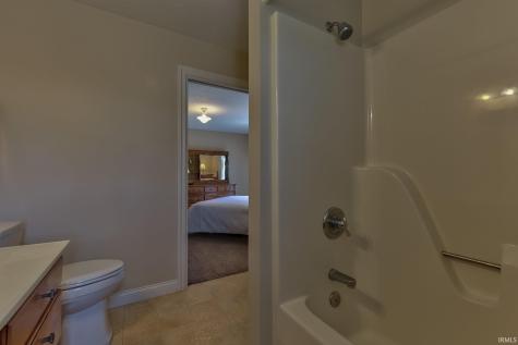 4810 S 50 E Huntingburg IN 47542