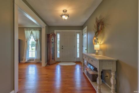 4810 S 50 E Huntingburg IN 47542