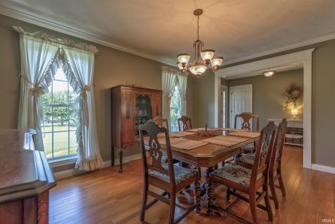 4810 S 50 E Huntingburg IN 47542